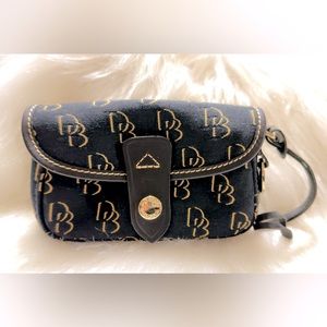 Dooney&Bourke 1975 Signature Collins Flap Wristlet Black Yellow 6” x 4” like New